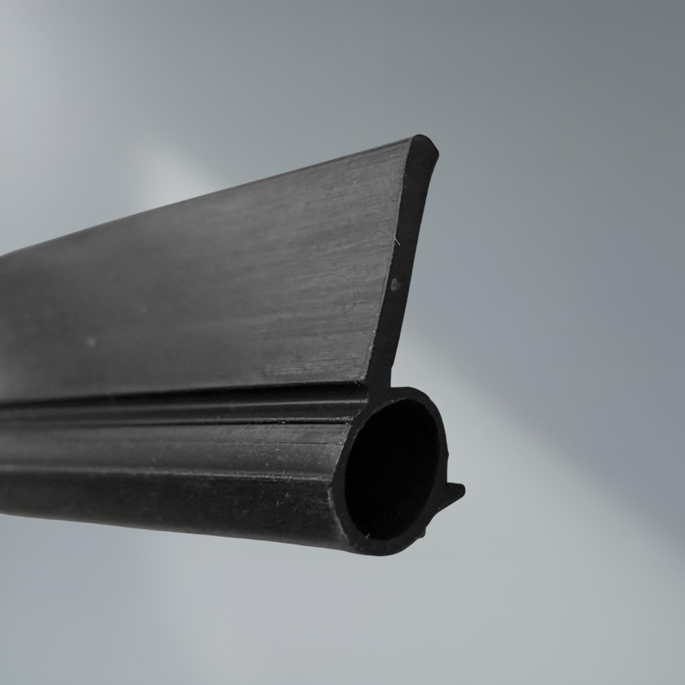 Tätlist P 8/19 Svart Epdm