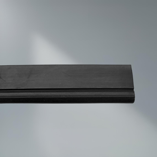 Tätlist P 8/19 Svart Epdm